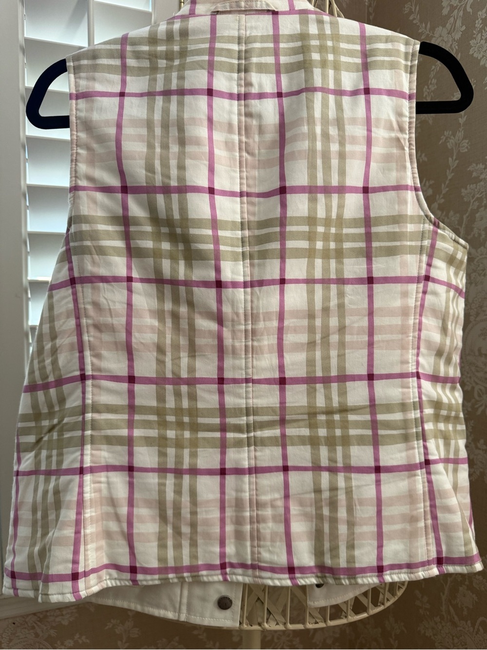 Burberry London Cream cotton canvas reversible Utility Vest with Plaid inside - Picture 11 of 13
